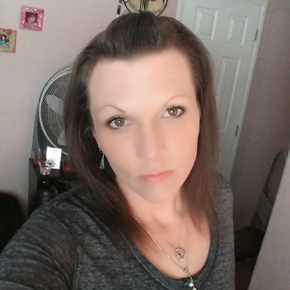 Meet your Posher, Tiffany
